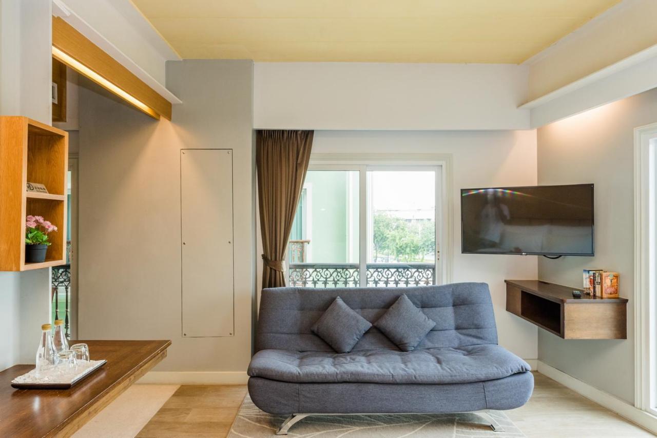 Dang Derm In The Park Khaosan Hotel Bangkok Room photo