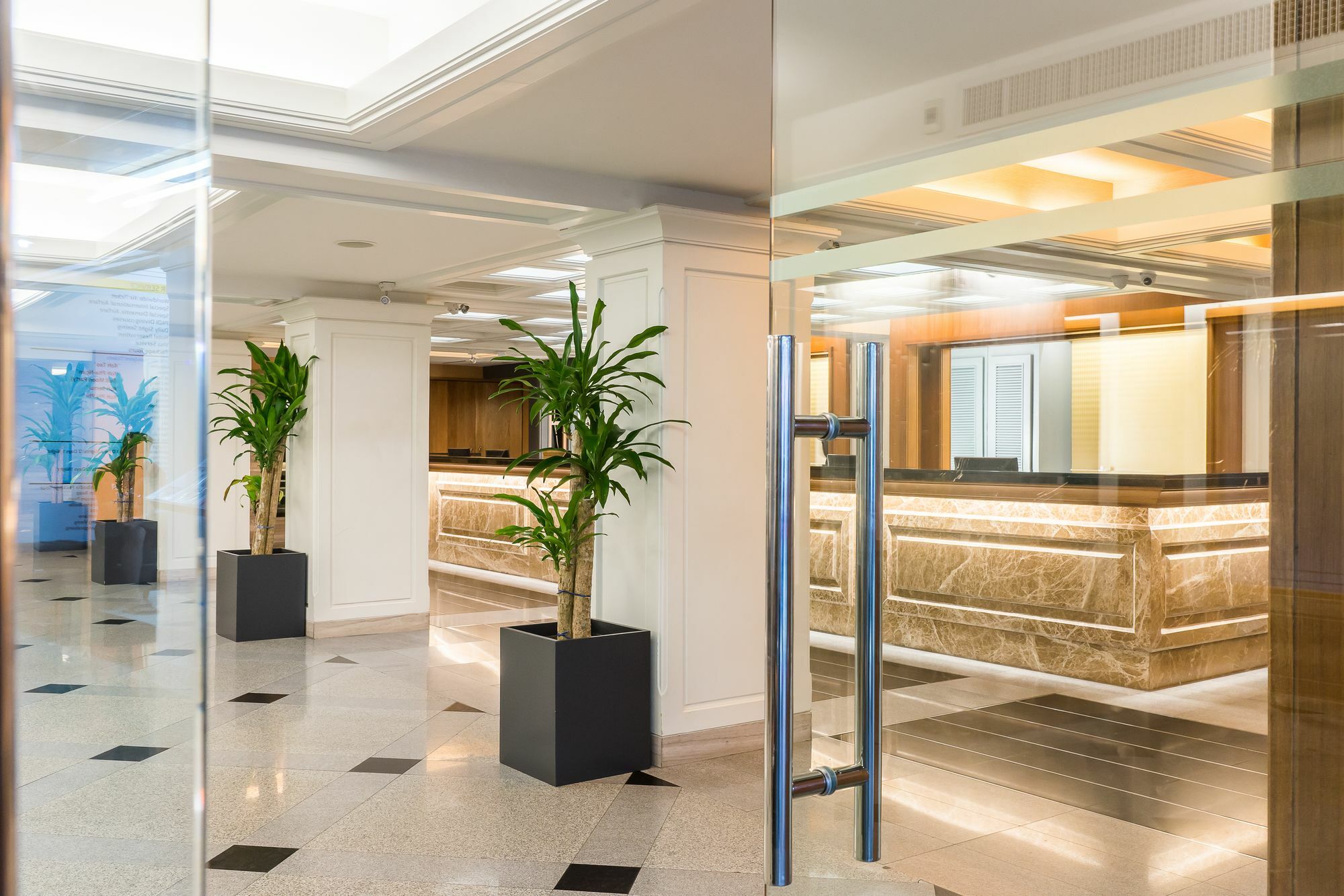Dang Derm In The Park Khaosan Hotel Bangkok Exterior photo